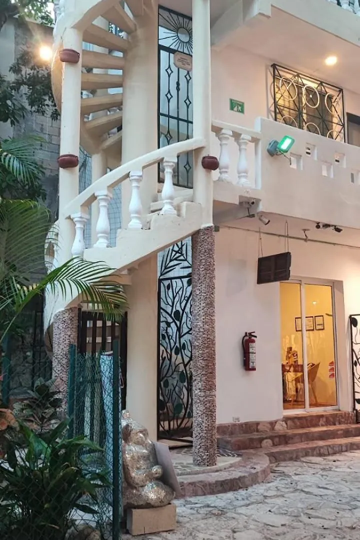 Hotel Ha Garden Gallery - 5Th Avenue Playa del Carmen Mexico