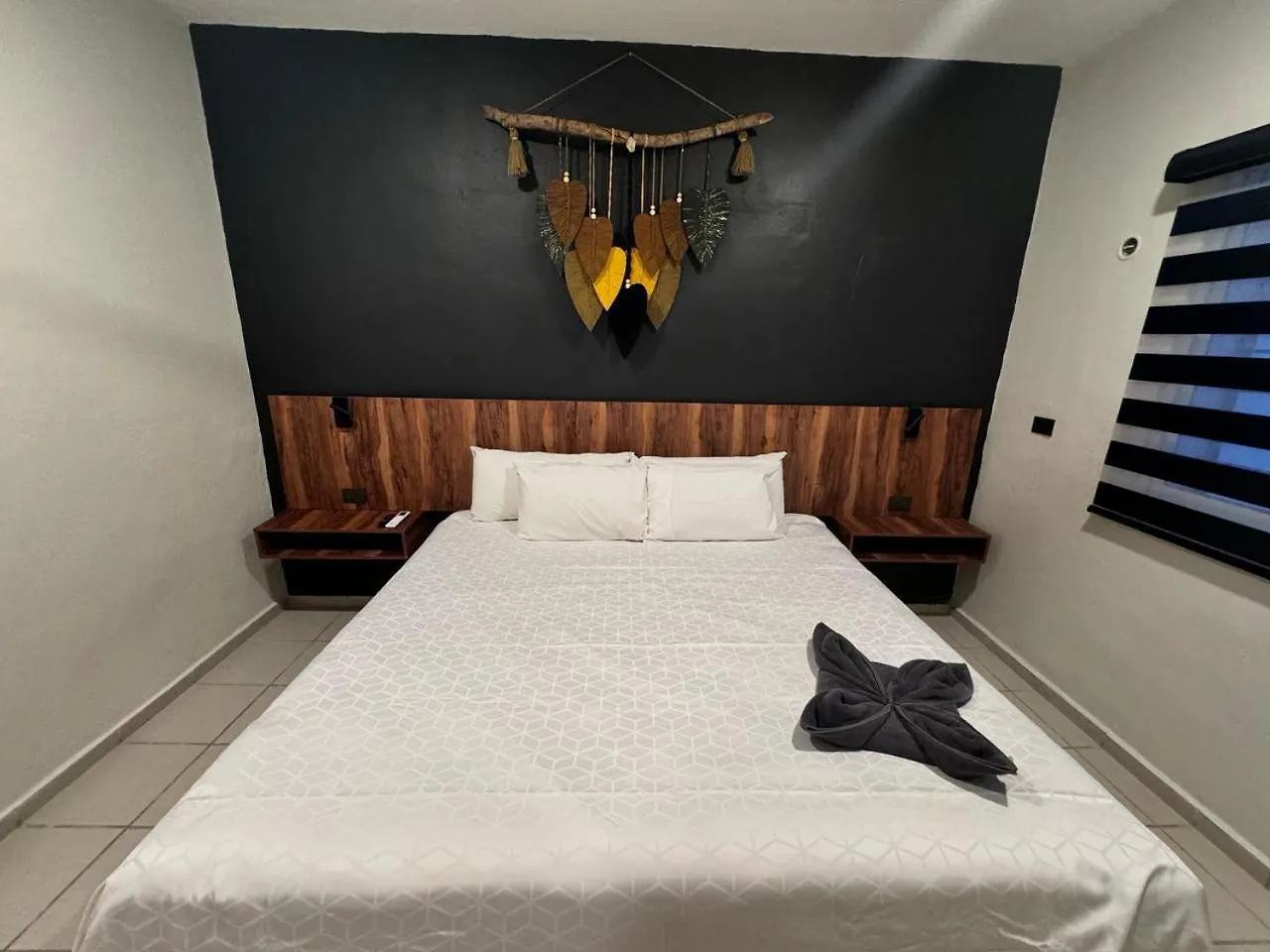 Hotel Ha Garden Gallery - 5Th Avenue Playa del Carmen Mexico