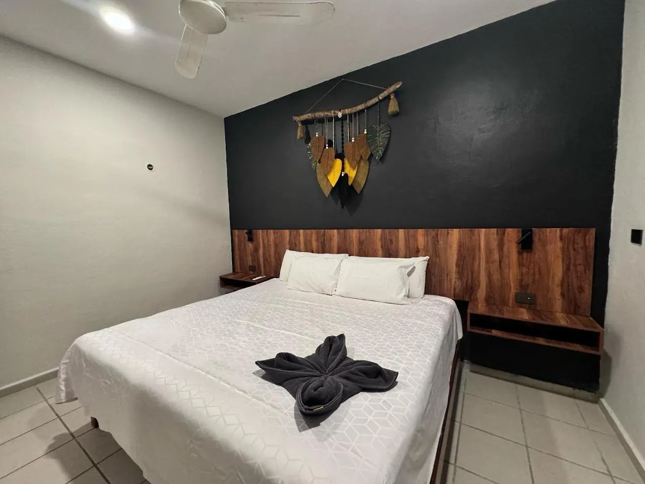 Hotel Ha Garden Gallery - 5Th Avenue Playa del Carmen Mexico